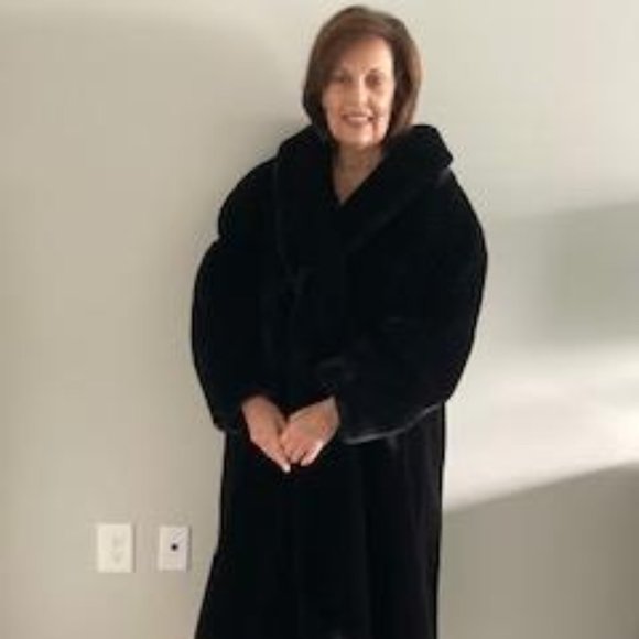 LOLITA LIMPECKA PARIS VINTAGE BLACK BORGANA COAT - Picture 1 of 5